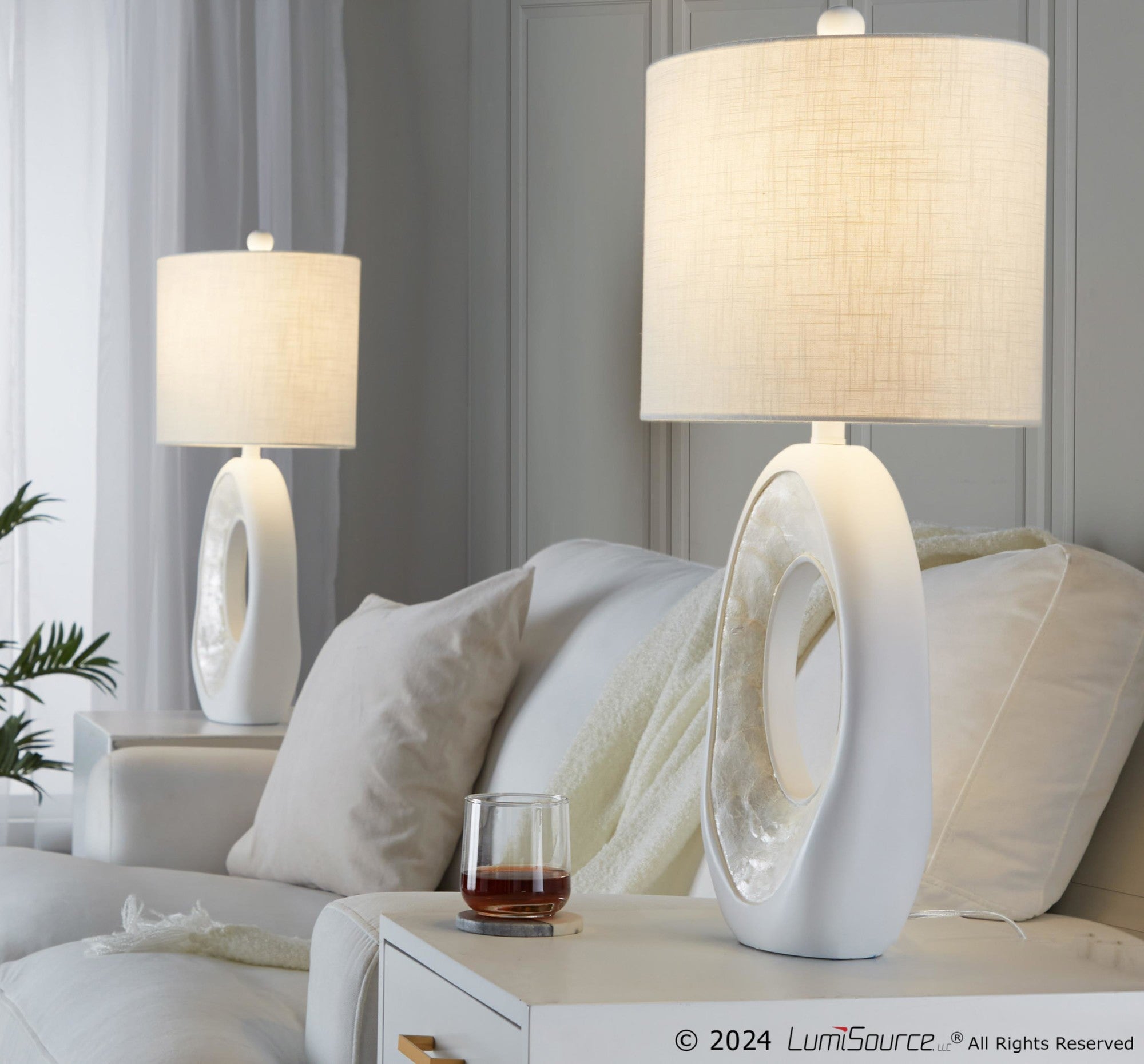 Pearl 29" Polyresin Table Lamp - Set of 2 - Matte White Polyresin, Natural Shell, White Linen