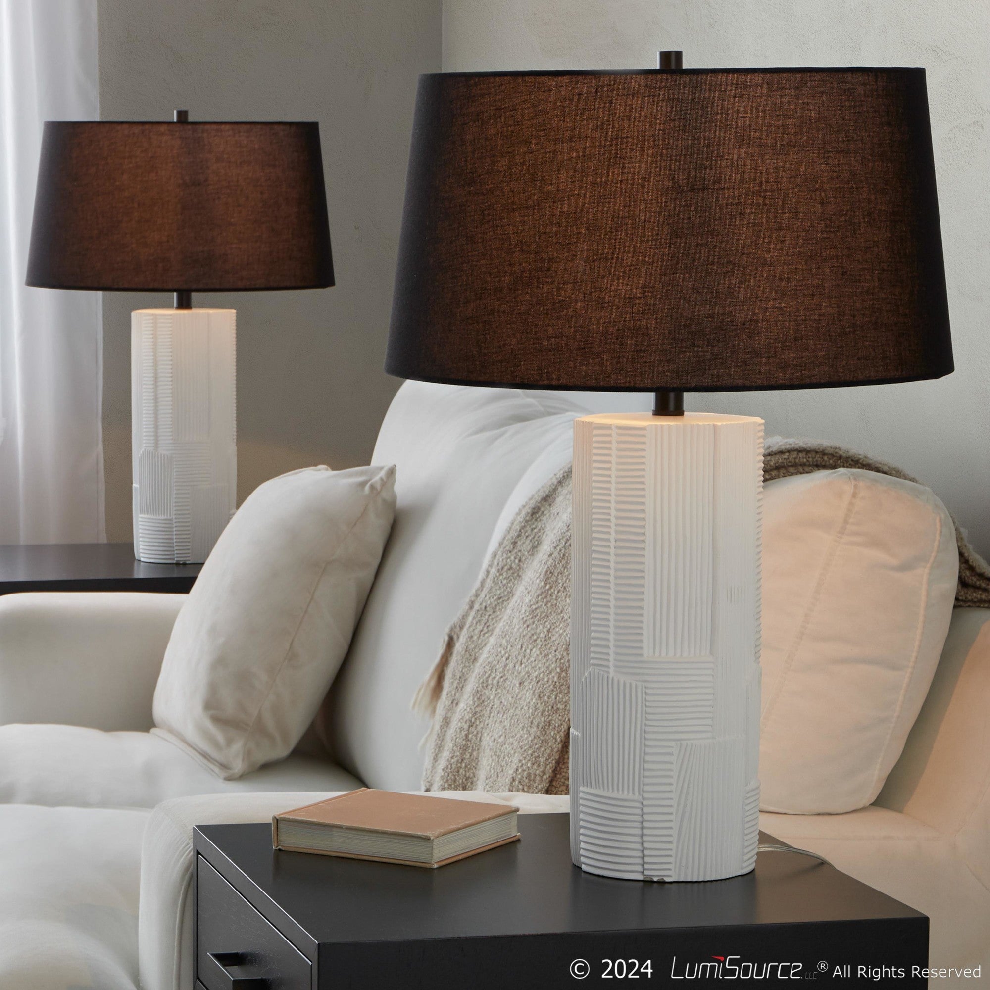 Petra 26" Polyresin Table Lamp - Set of 2 - Cream Polyresin, Black Metal, Black Linen