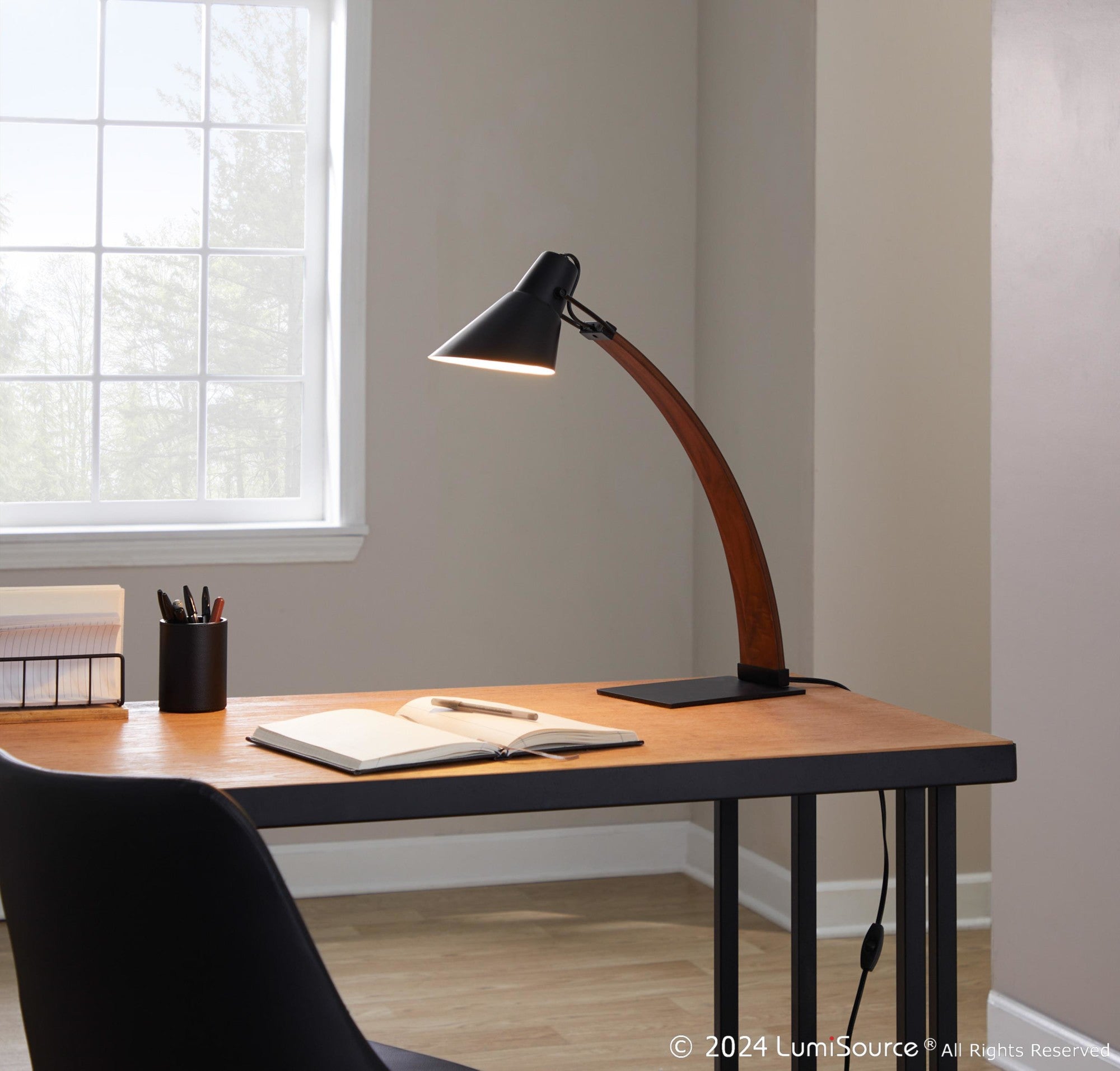 Noah Table Lamp - Black Metal, Walnut Wood