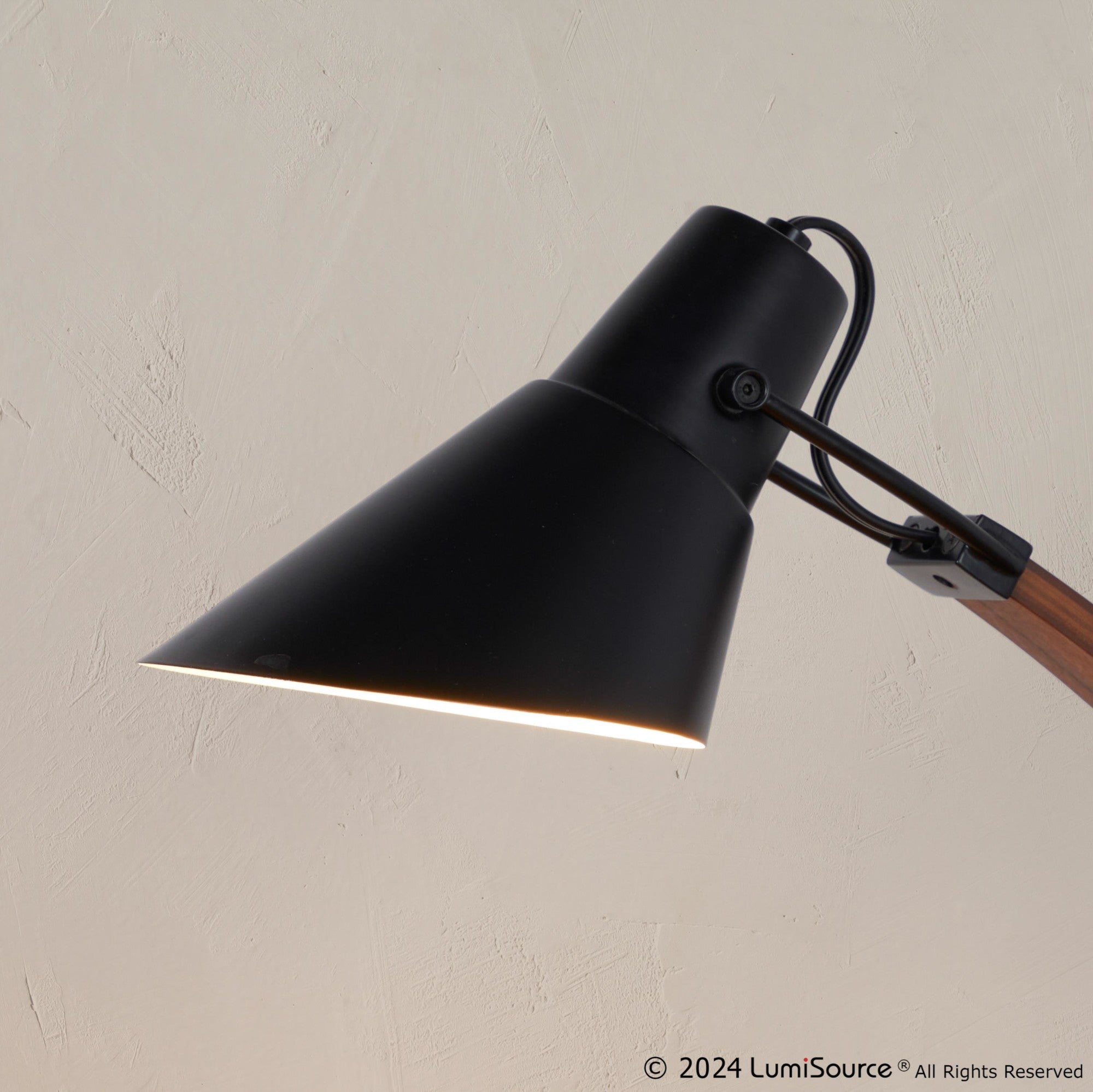 Noah Table Lamp - Black Metal, Walnut Wood